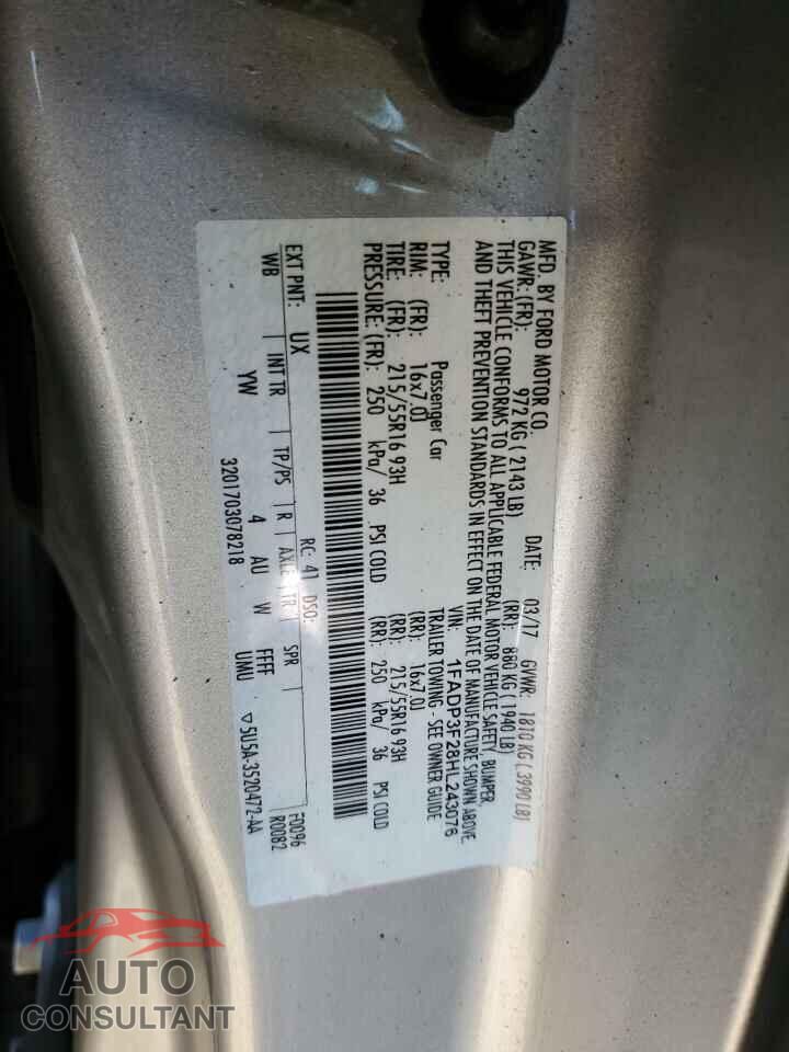 FORD FOCUS 2017 - 1FADP3F28HL243076