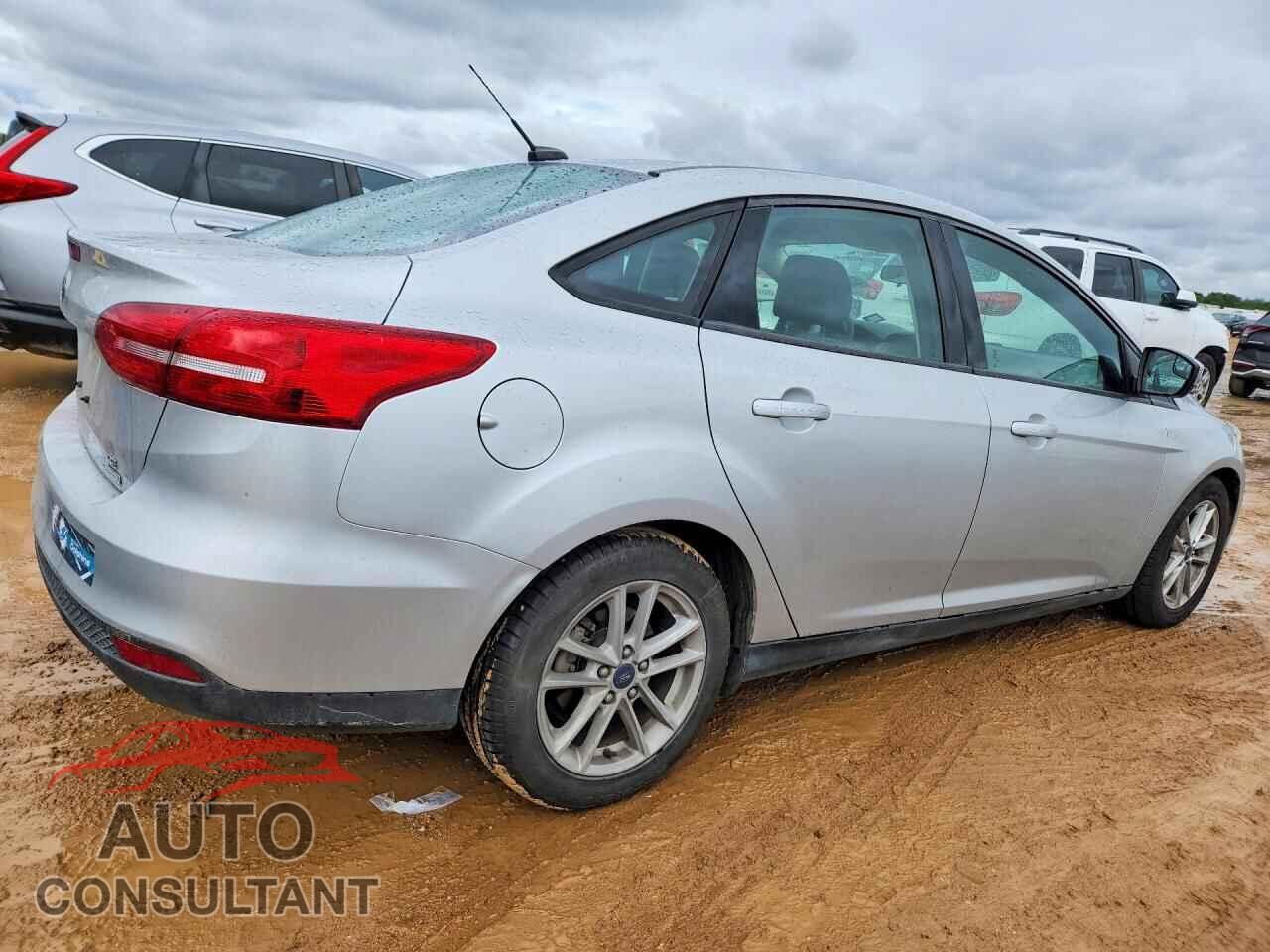 FORD FOCUS 2018 - 1FADP3FE3JL214312