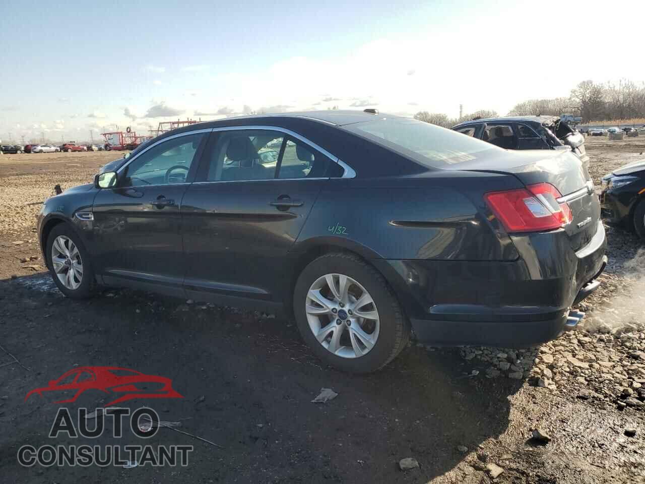 FORD TAURUS 2012 - 1FAHP2EW7CG133251