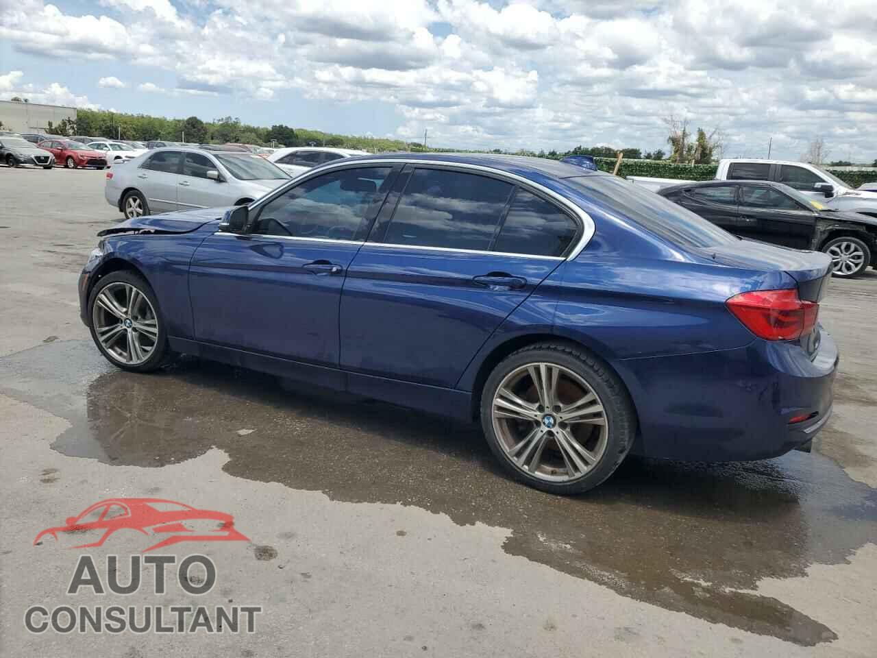 BMW 3 SERIES 2017 - WBA8B3G30HNU36213