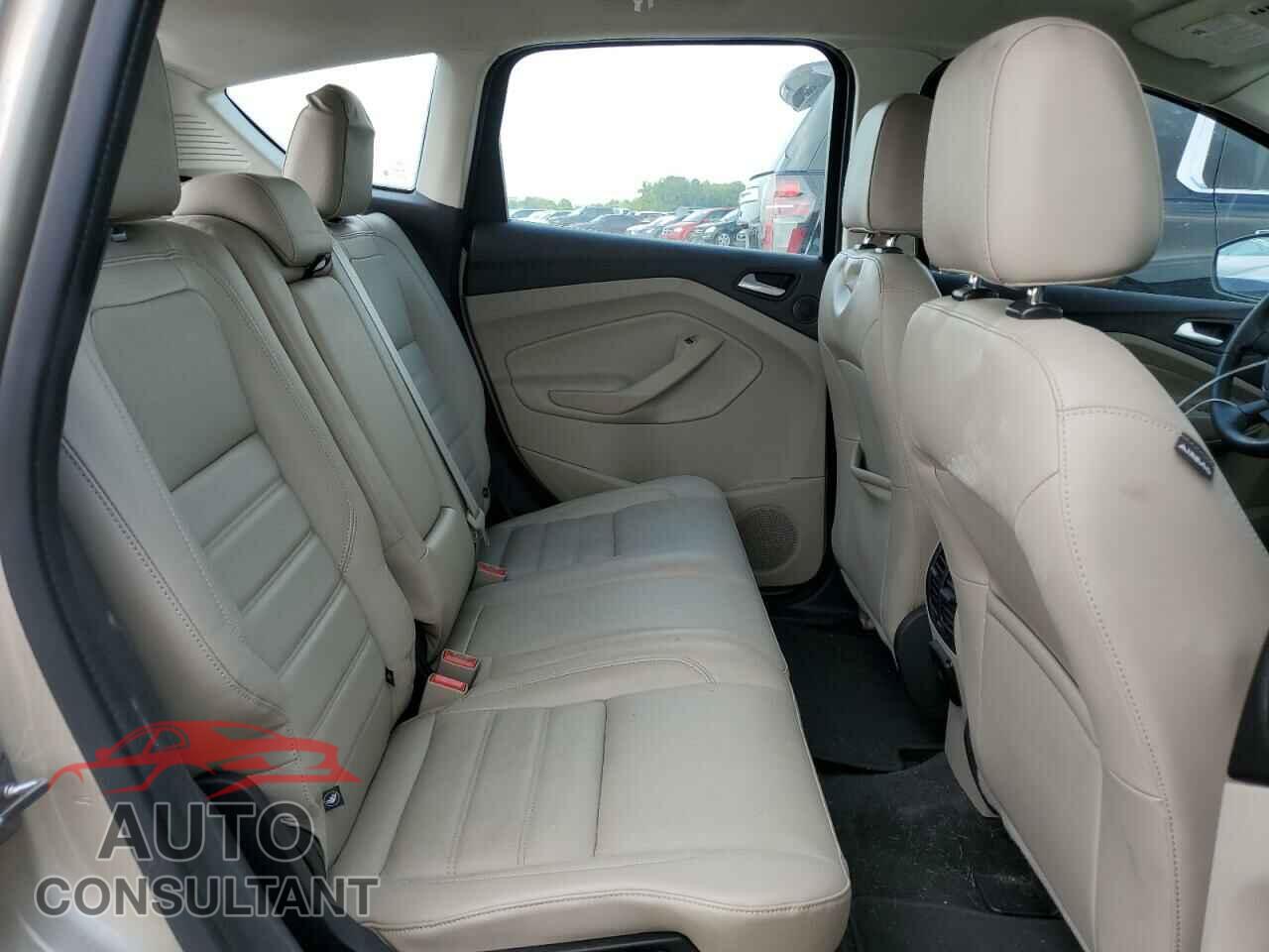 FORD CMAX 2017 - 1FADP5DU2HL100236