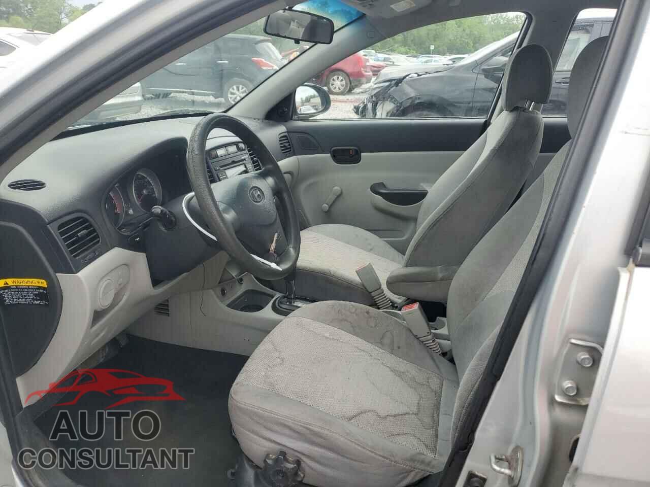 HYUNDAI ACCENT 2009 - KMHCN46C19U289091