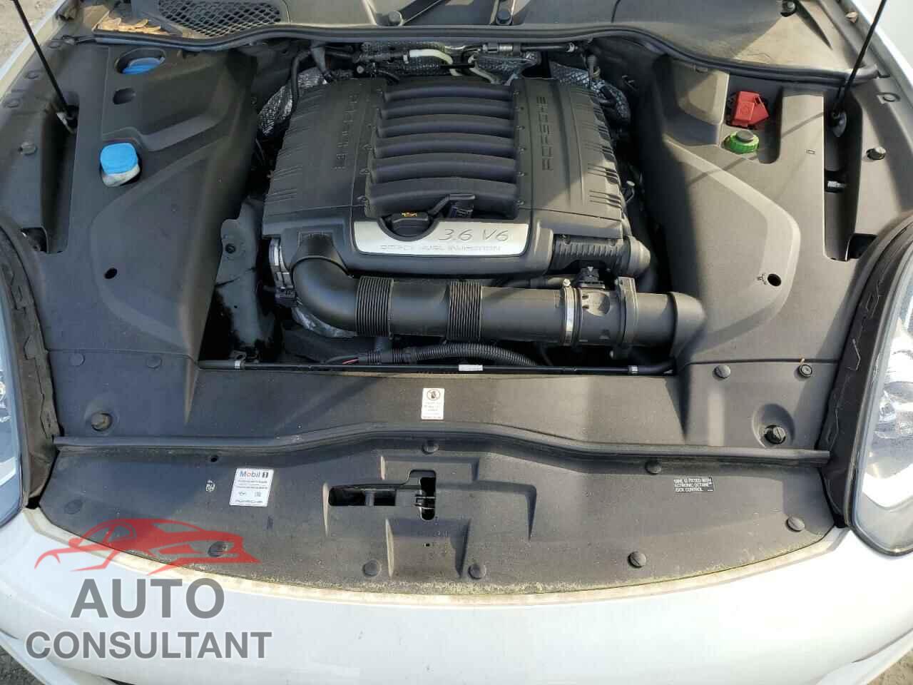 PORSCHE CAYENNE 2016 - WP1AA2A29GKA10973