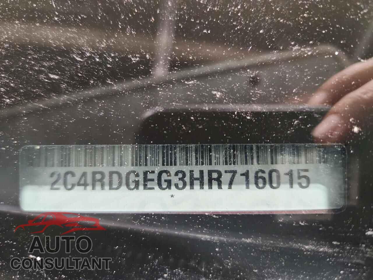 DODGE CARAVAN 2017 - 2C4RDGEG3HR716015