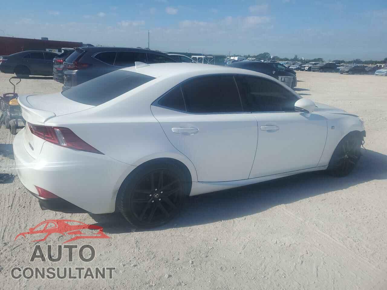LEXUS IS 2015 - JTHCE1D25F5005592