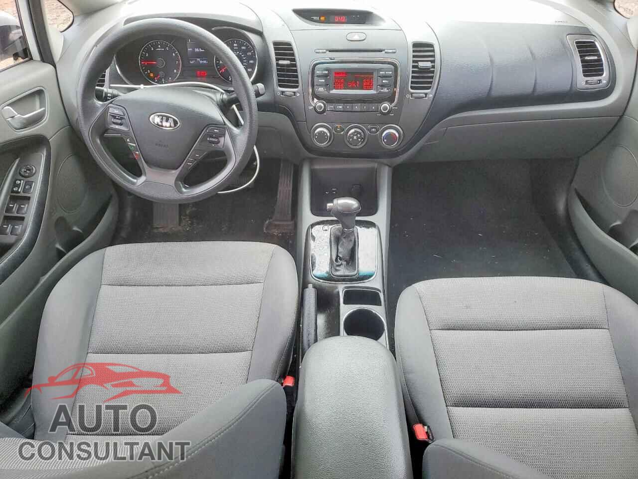 KIA FORTE 2017 - 3KPFK4A77HE077331