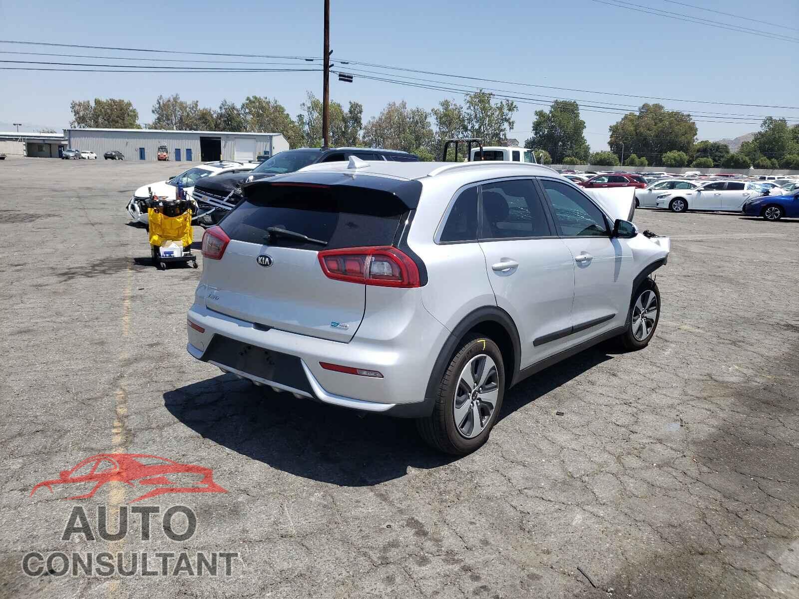 KIA NIRO 2017 - KNDCC3LC2H5053308