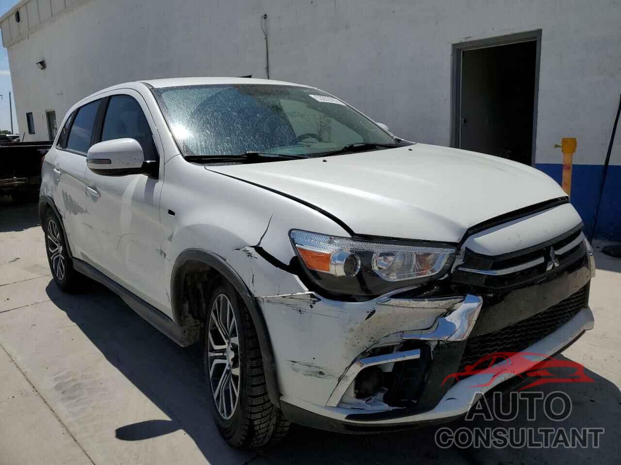 MITSUBISHI OUTLANDER 2019 - JA4AR3AU0KU007100
