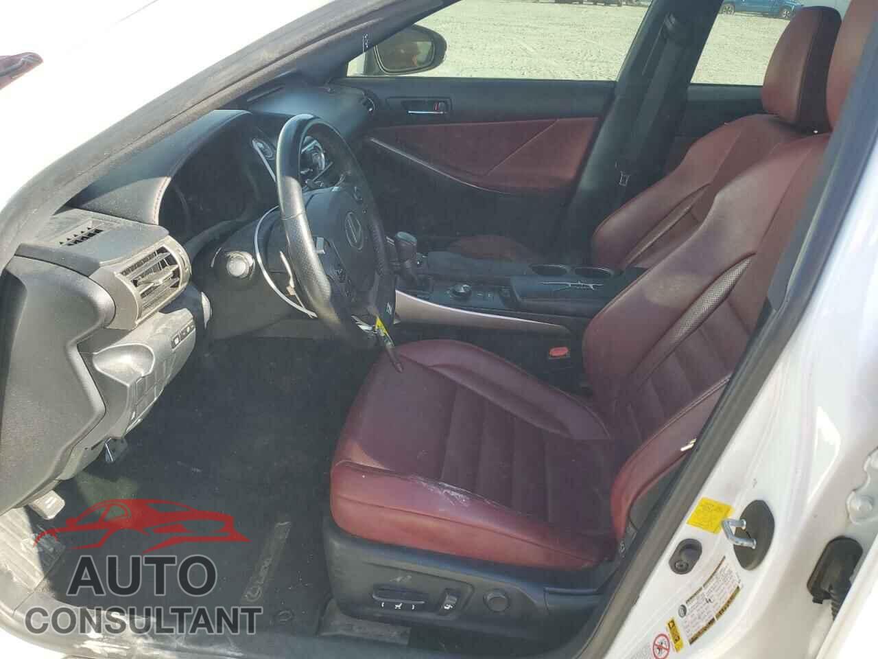 LEXUS IS 2015 - JTHCE1D25F5005592