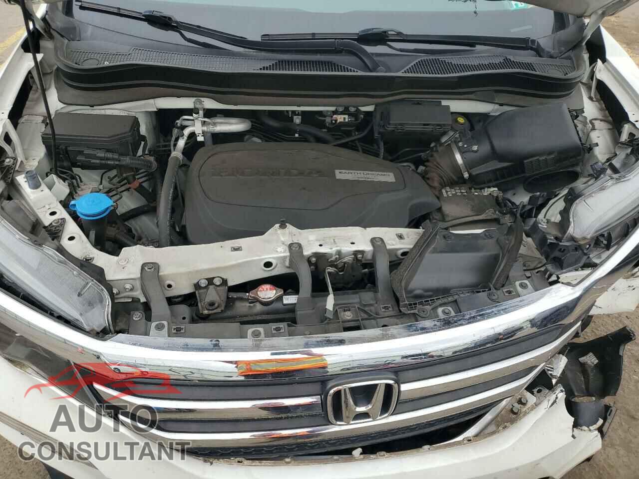 HONDA PILOT 2018 - 5FNYF6H11JB066450