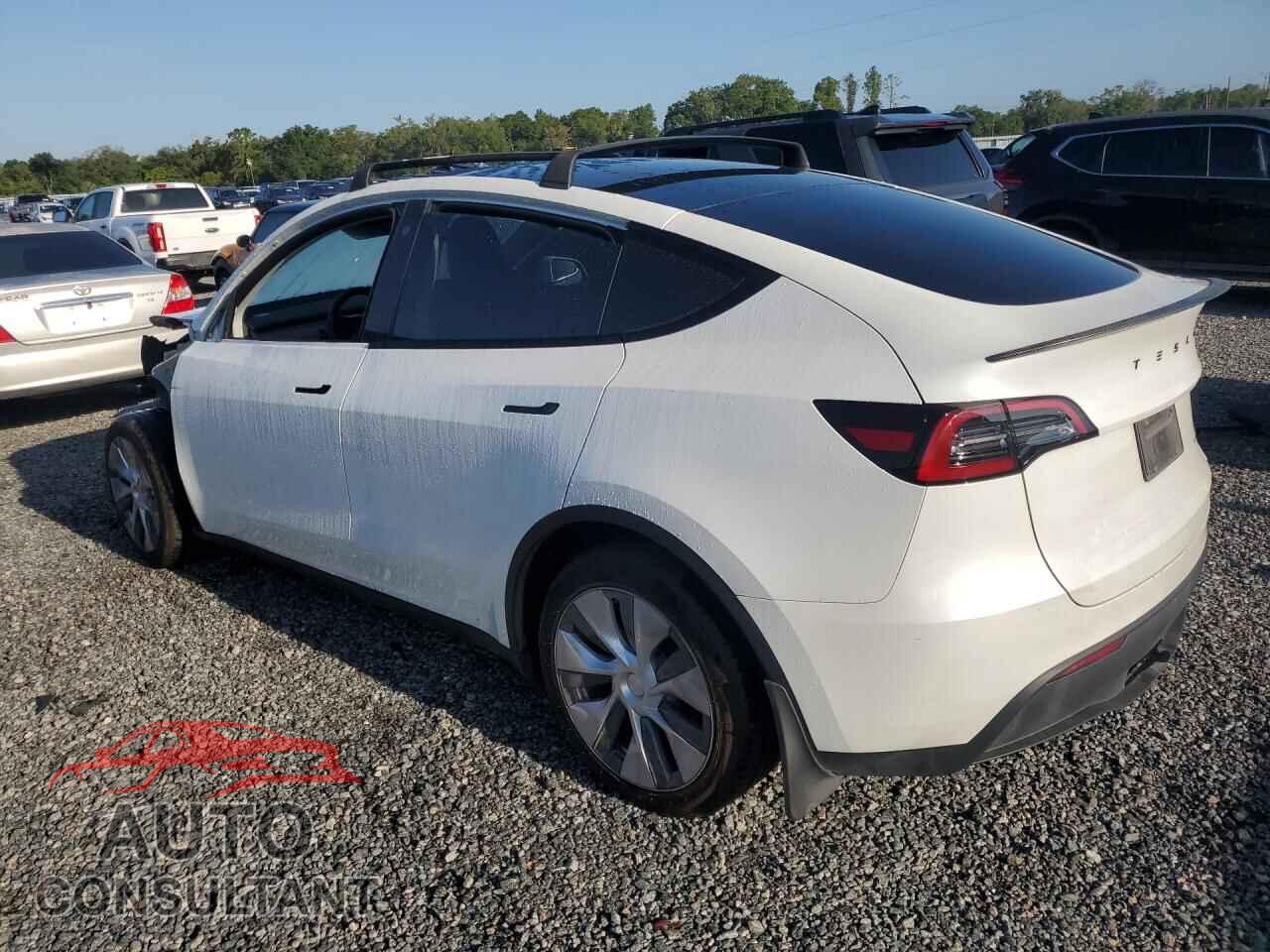 TESLA MODEL Y 2023 - 7SAYGDEE0PA114523