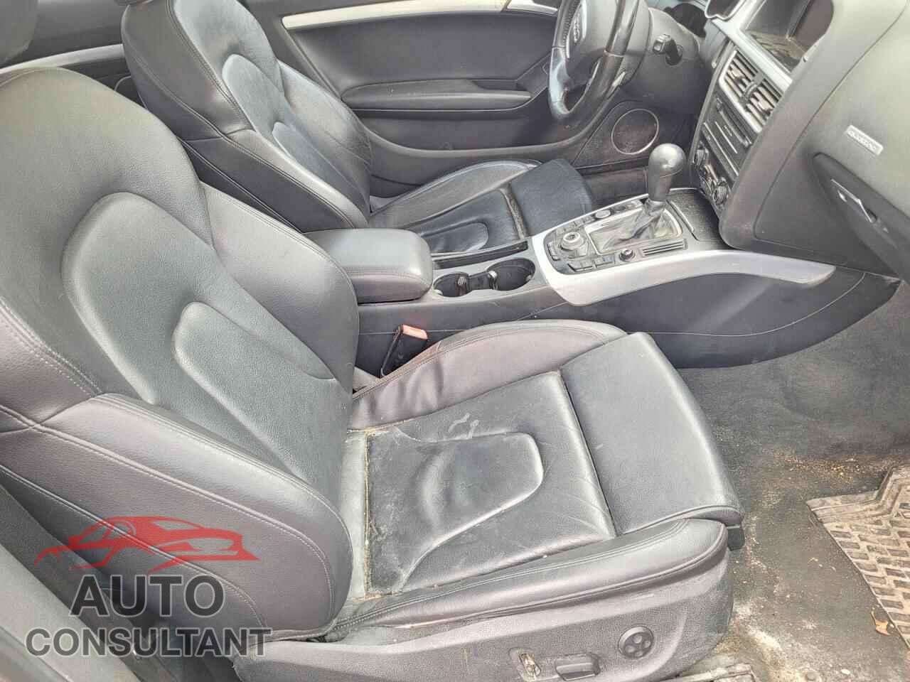 AUDI A5 2012 - WAULFAFR0CA027153