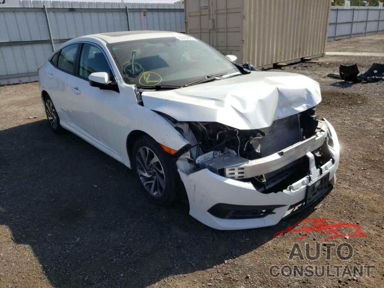 HONDA CIVIC 2018 - 19XFC2F71JE207457