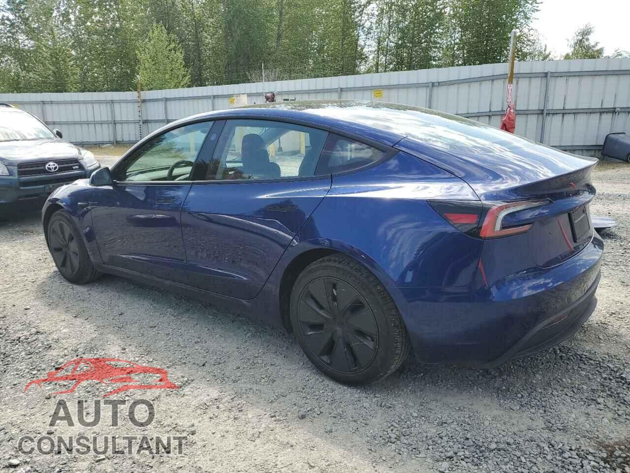 TESLA MODEL 3 2024 - 5YJ3E1EA3RF844540