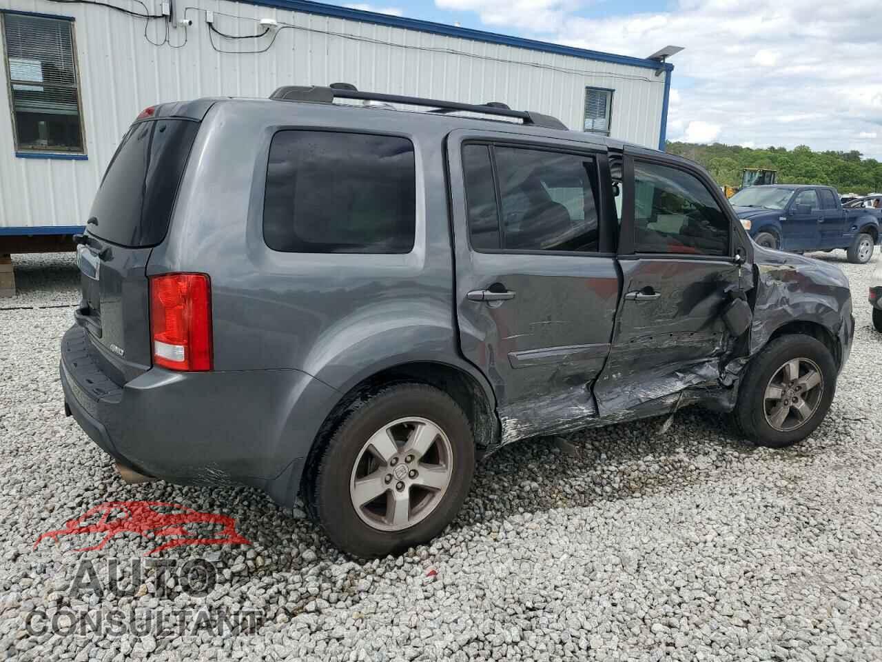 HONDA PILOT 2011 - 5FNYF4H73BB003943