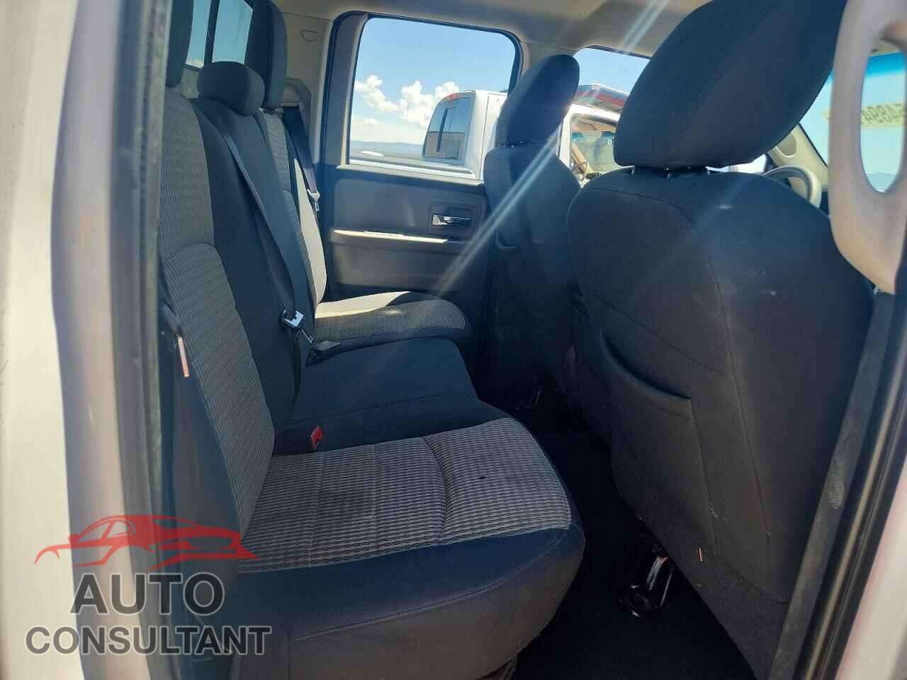 DODGE RAM 1500 2012 - 1C6RD7GT9CS107892