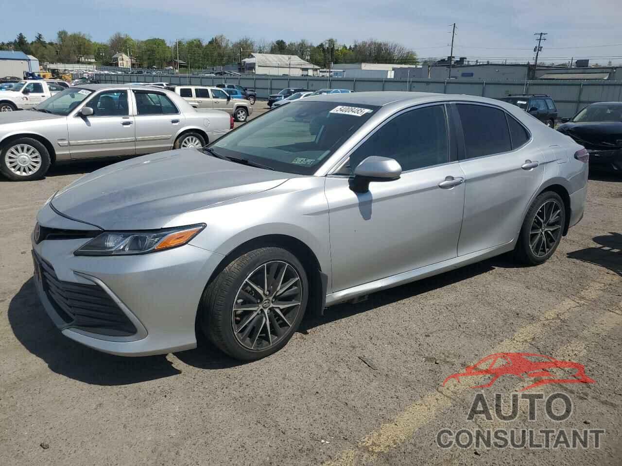 TOYOTA CAMRY 2021 - 4T1C11AK9MU529229