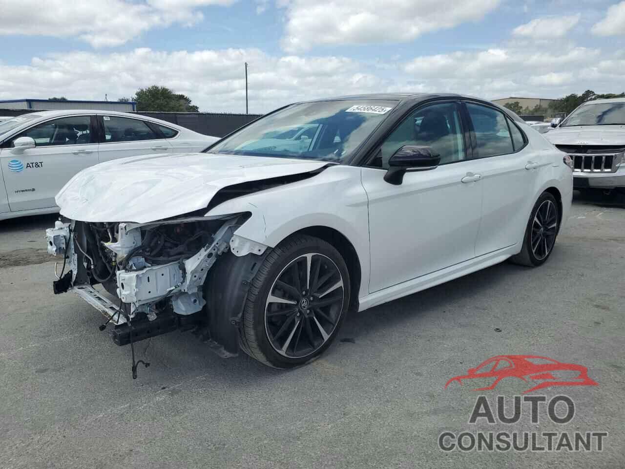 TOYOTA CAMRY 2020 - 4T1KZ1AK6LU037857