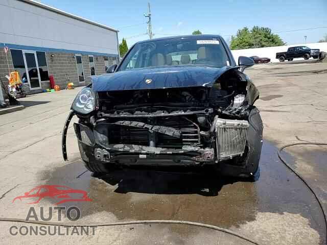 PORSCHE CAYENNE 2016 - WP1AB2A27GLA96601
