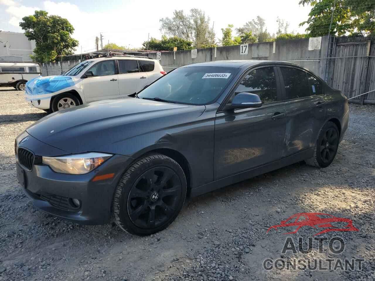 BMW 3 SERIES 2015 - WBA3C3G53FNT53428