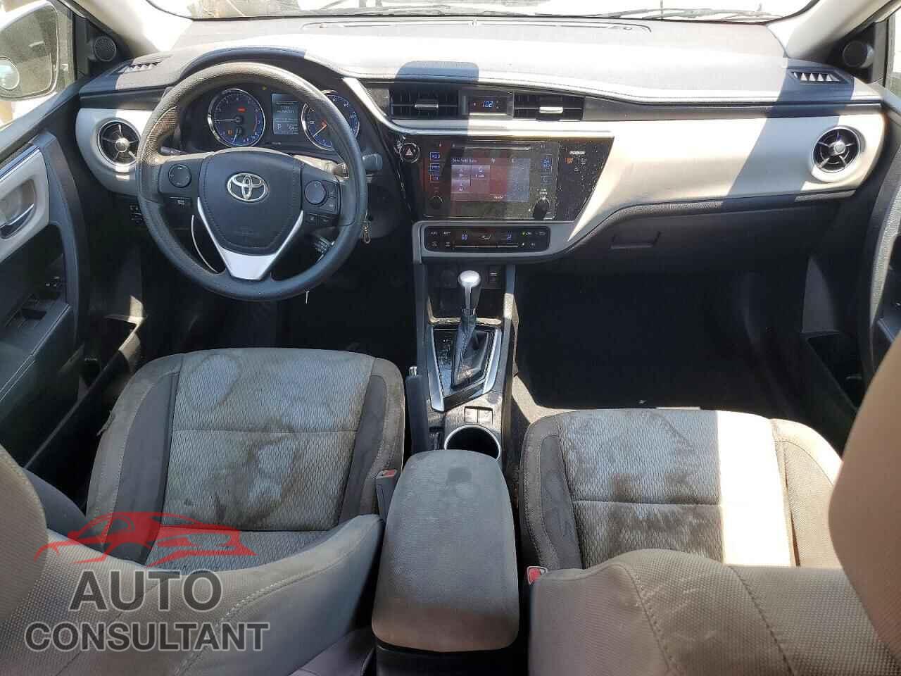 TOYOTA COROLLA 2017 - 5YFBURHE2HP653139