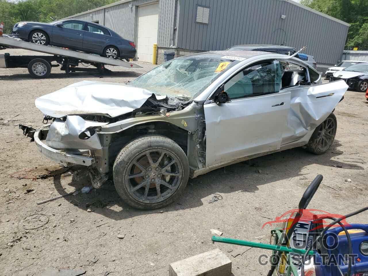 TESLA MODEL 3 2018 - 5YJ3E1EB5JF074824