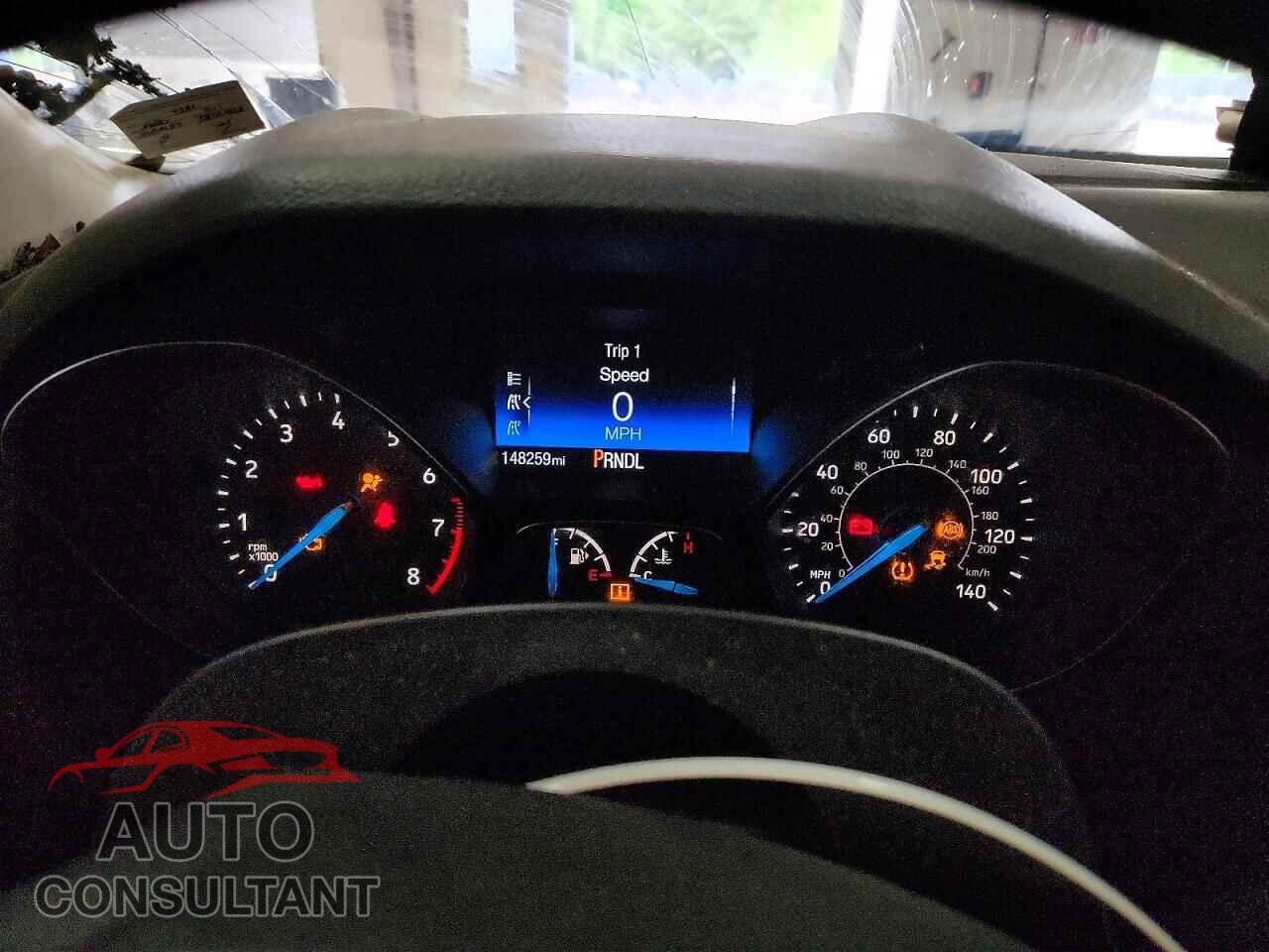 FORD FOCUS 2017 - 1FADP3E27HL324281