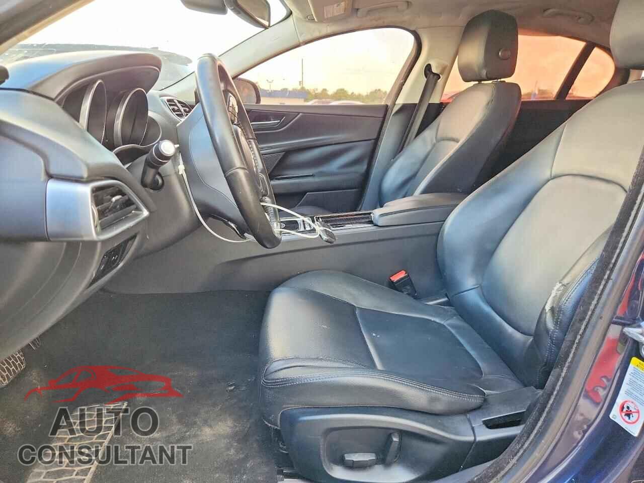 JAGUAR XE 2018 - SAJAD4FX4JCP34355