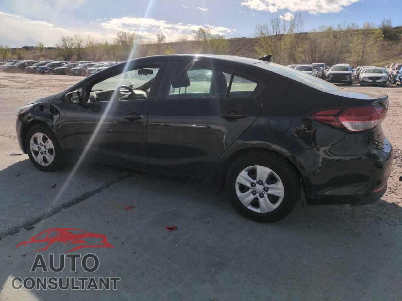 KIA FORTE 2017 - 3KPFK4A74HE140241