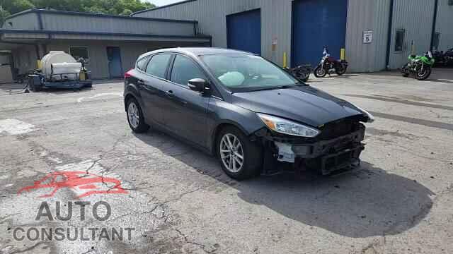 FORD FOCUS 2017 - 1FADP3K25HL267129