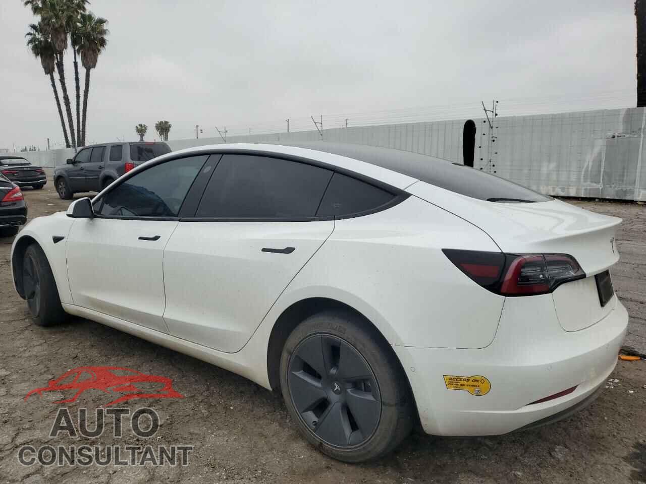 TESLA MODEL 3 2022 - 5YJ3E1EA4NF359740
