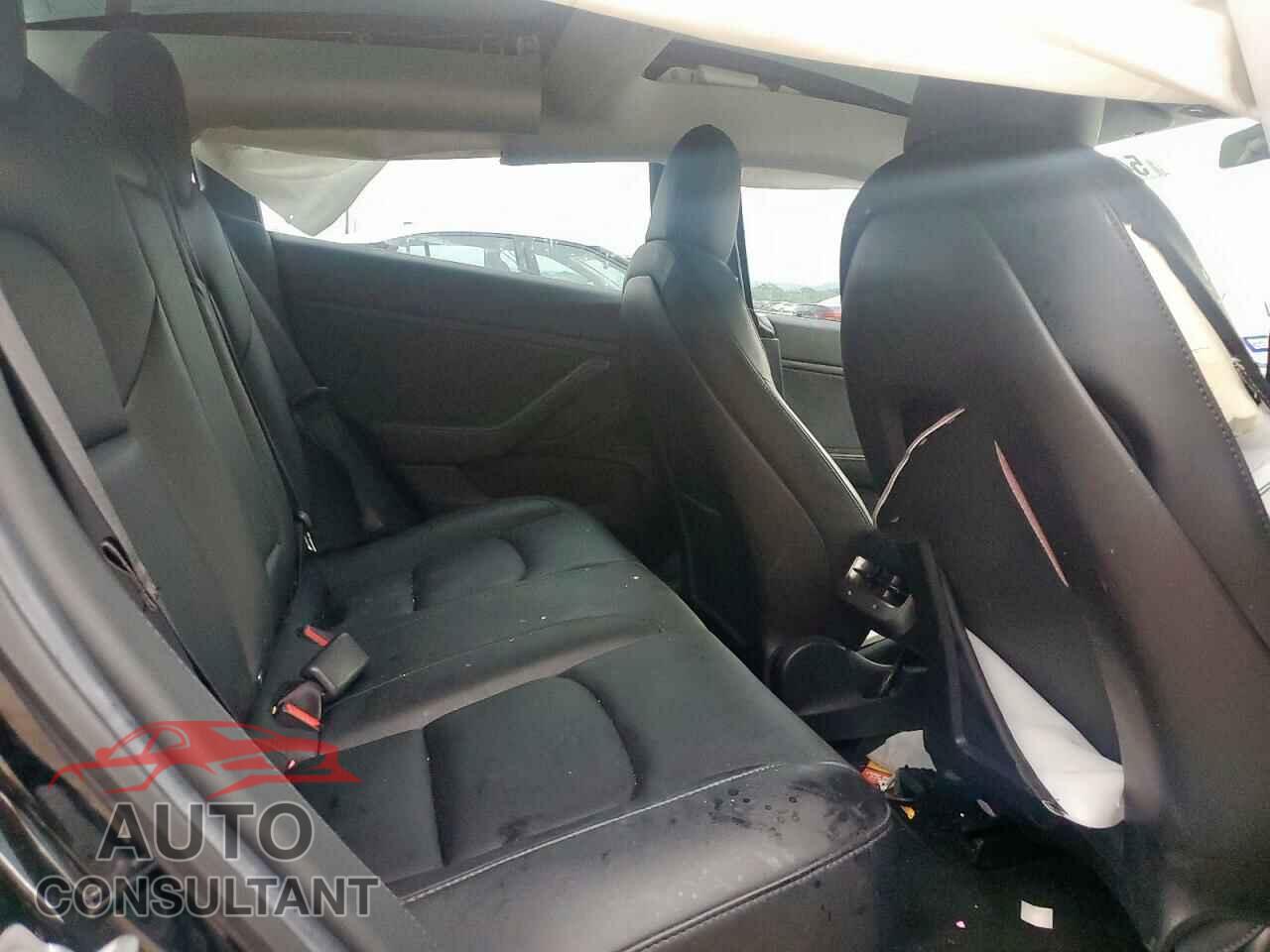 TESLA MODEL 3 2019 - 5YJ3E1EB7KF388928