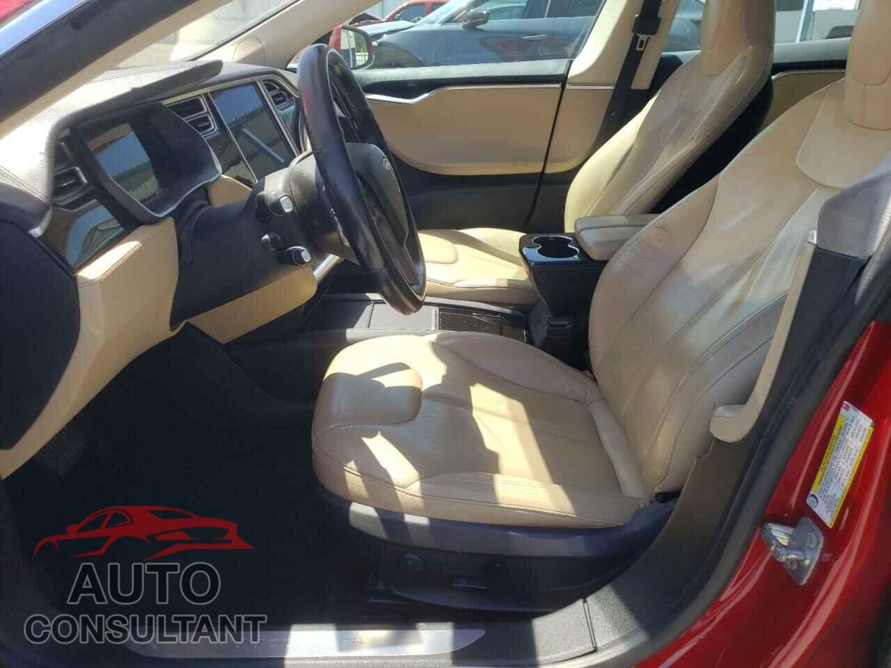 TESLA MODEL S 2015 - 5YJSA1H2XFFP70864