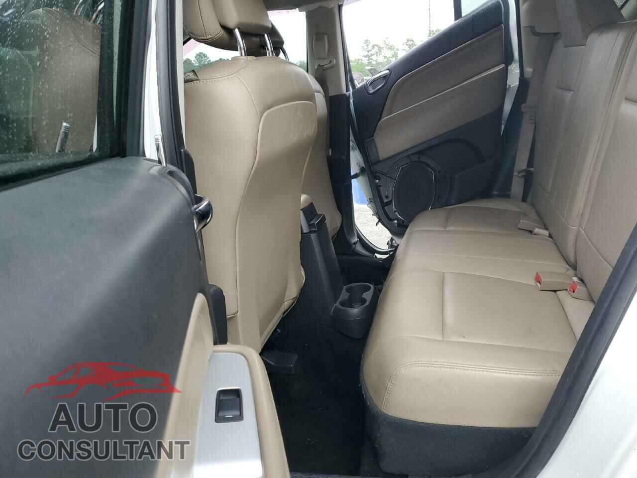 JEEP COMPASS 2017 - 1C4NJDEB5HD192332