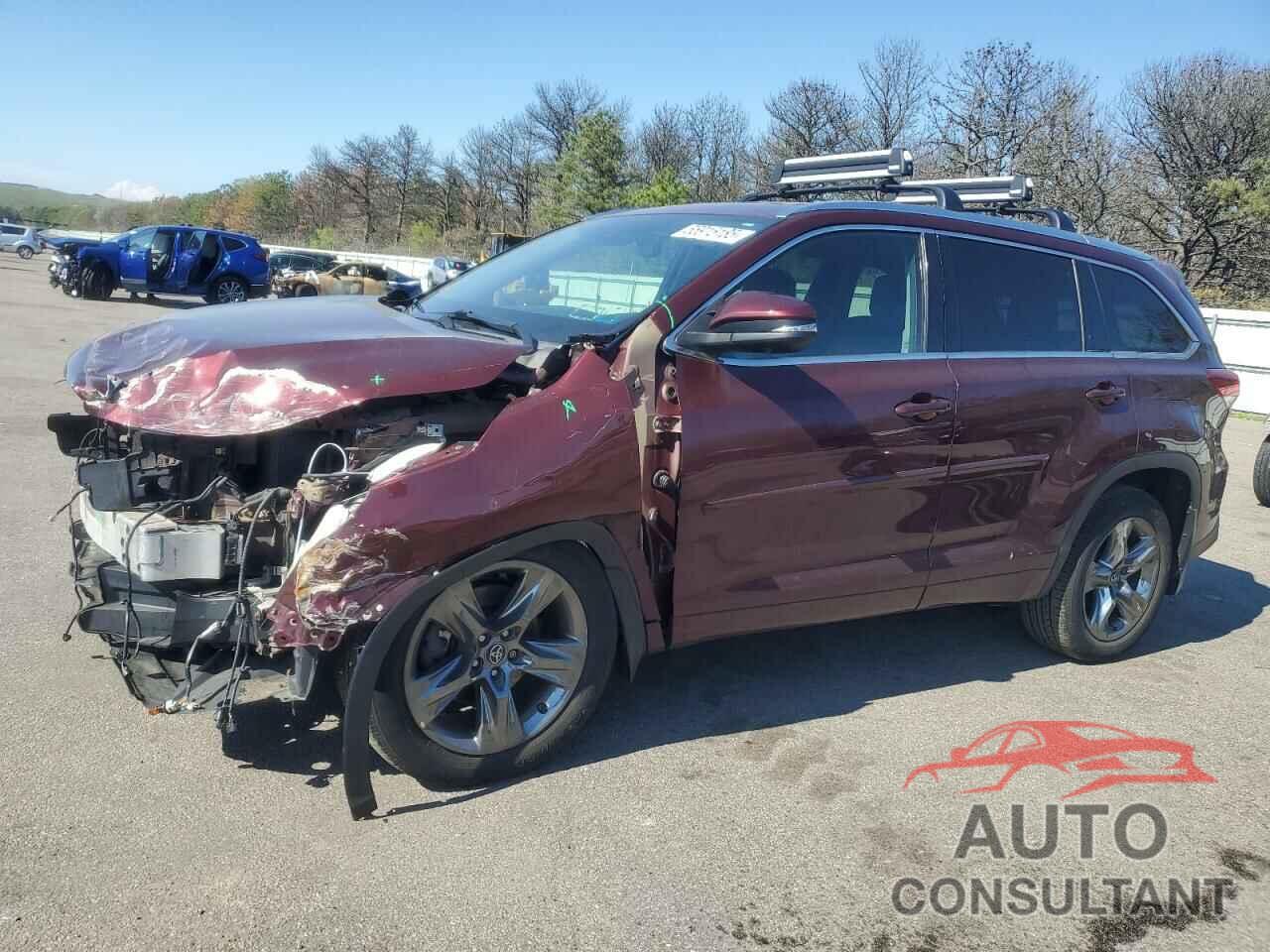 TOYOTA HIGHLANDER 2018 - 5TDDZRFH4JS498761