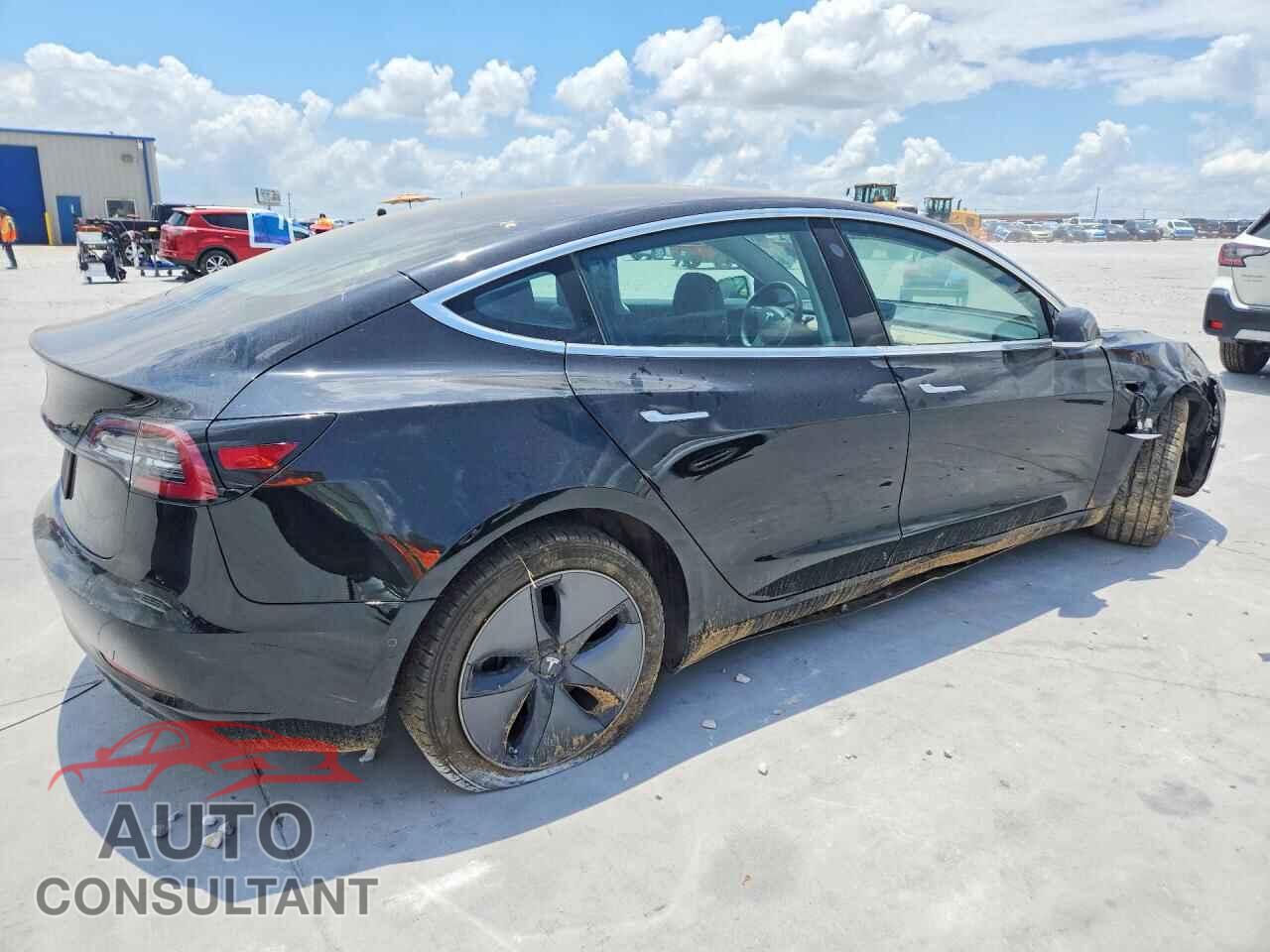 TESLA MODEL 3 2020 - 5YJ3E1EA2LF611322