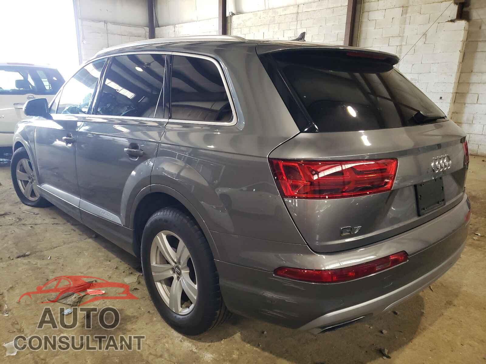 AUDI Q7 2017 - WA1LHAF78HD047792