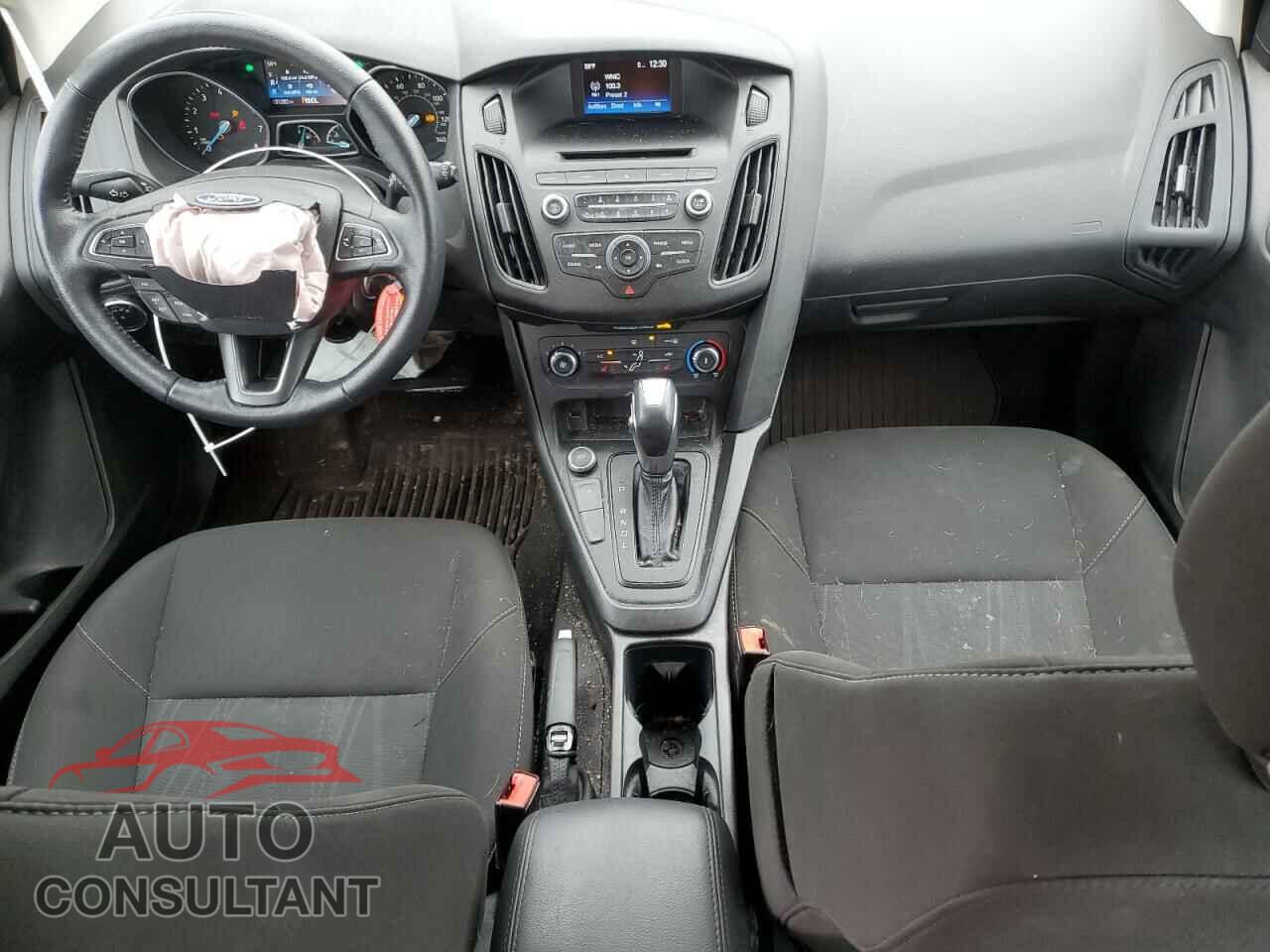 FORD FOCUS 2016 - 1FADP3K22GL390790