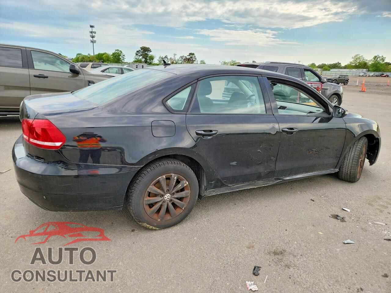 VOLKSWAGEN PASSAT 2012 - 1VWAP7A34CC027445