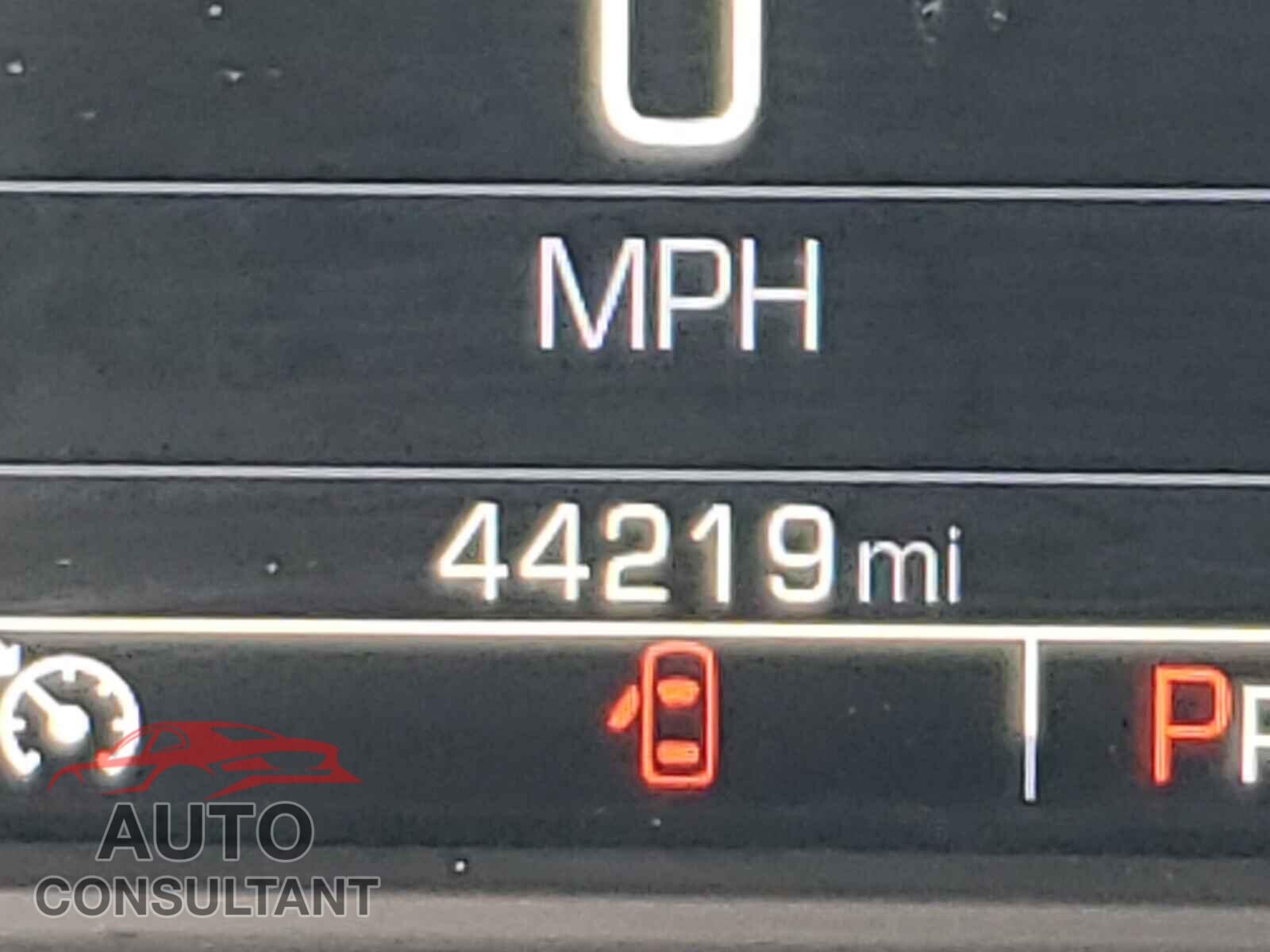 CHEVROLET SILVERADO 2018 - 3GCPCREC8JG369683