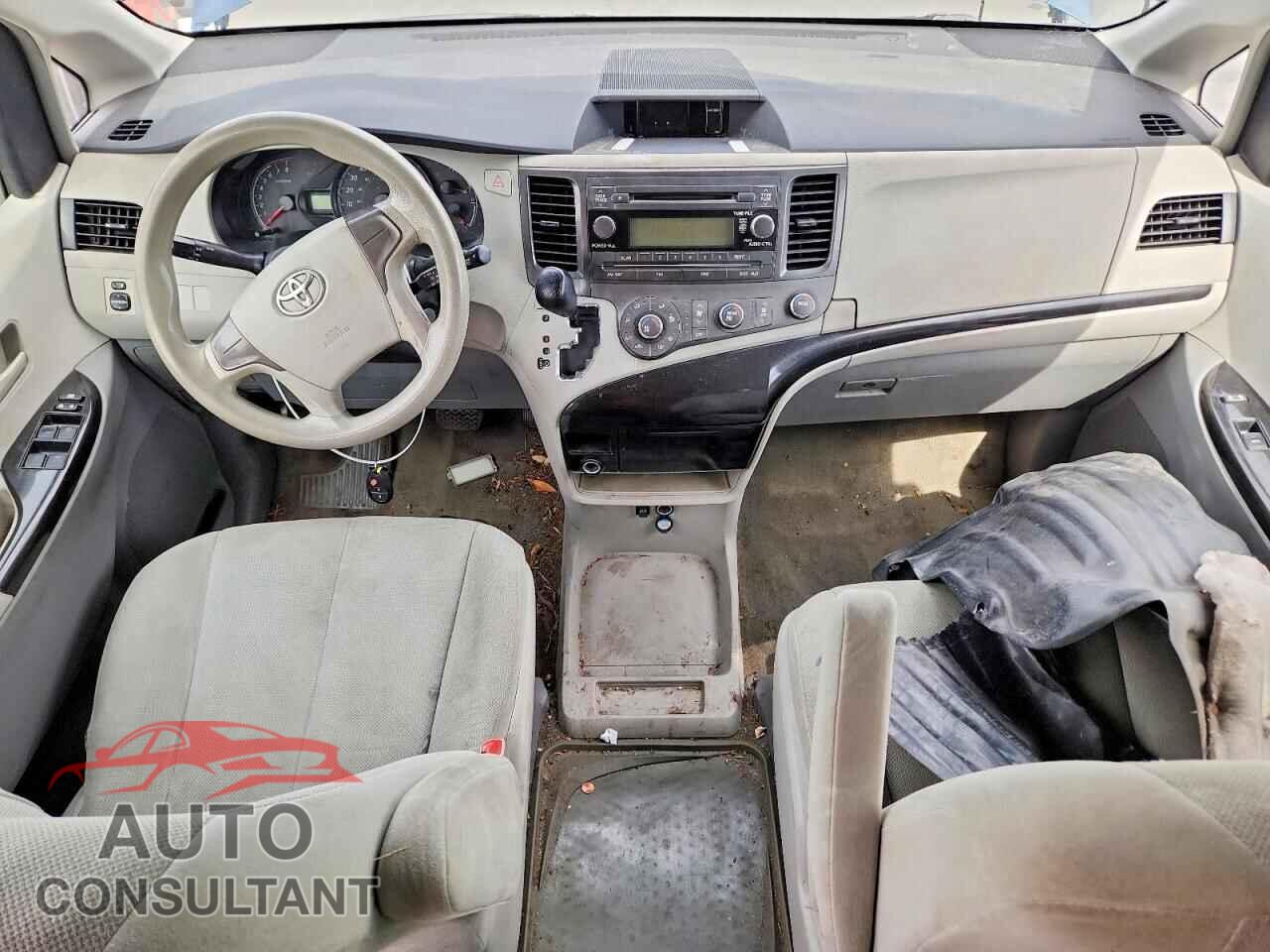 TOYOTA SIENNA 2012 - 5TDZK3DC0CS200563