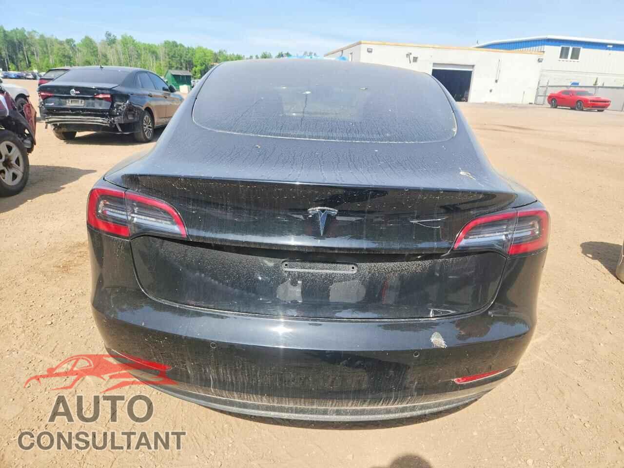 TESLA MODEL 3 2022 - 5YJ3E1EA7NF330488