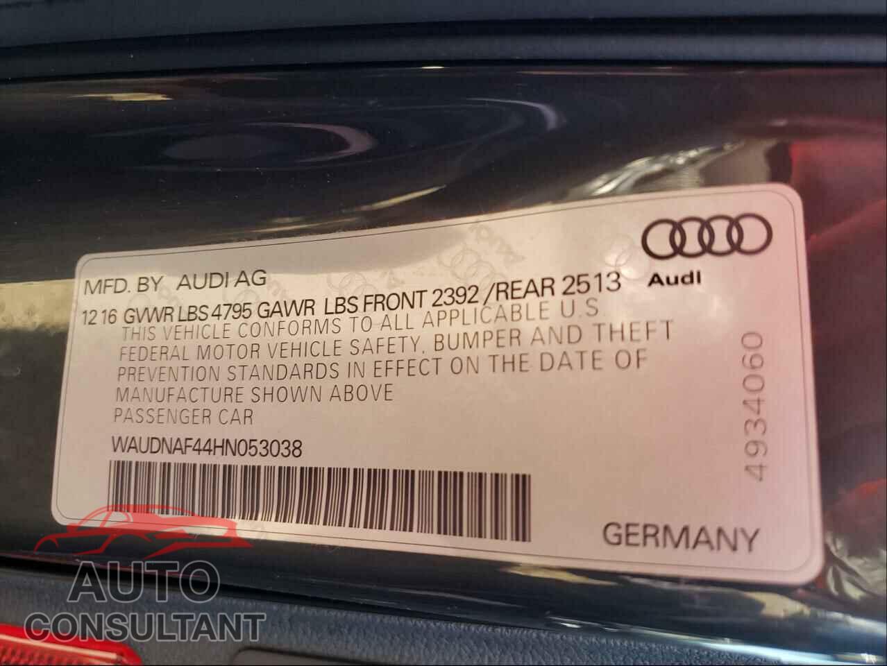 AUDI A4 2017 - WAUDNAF44HN053038