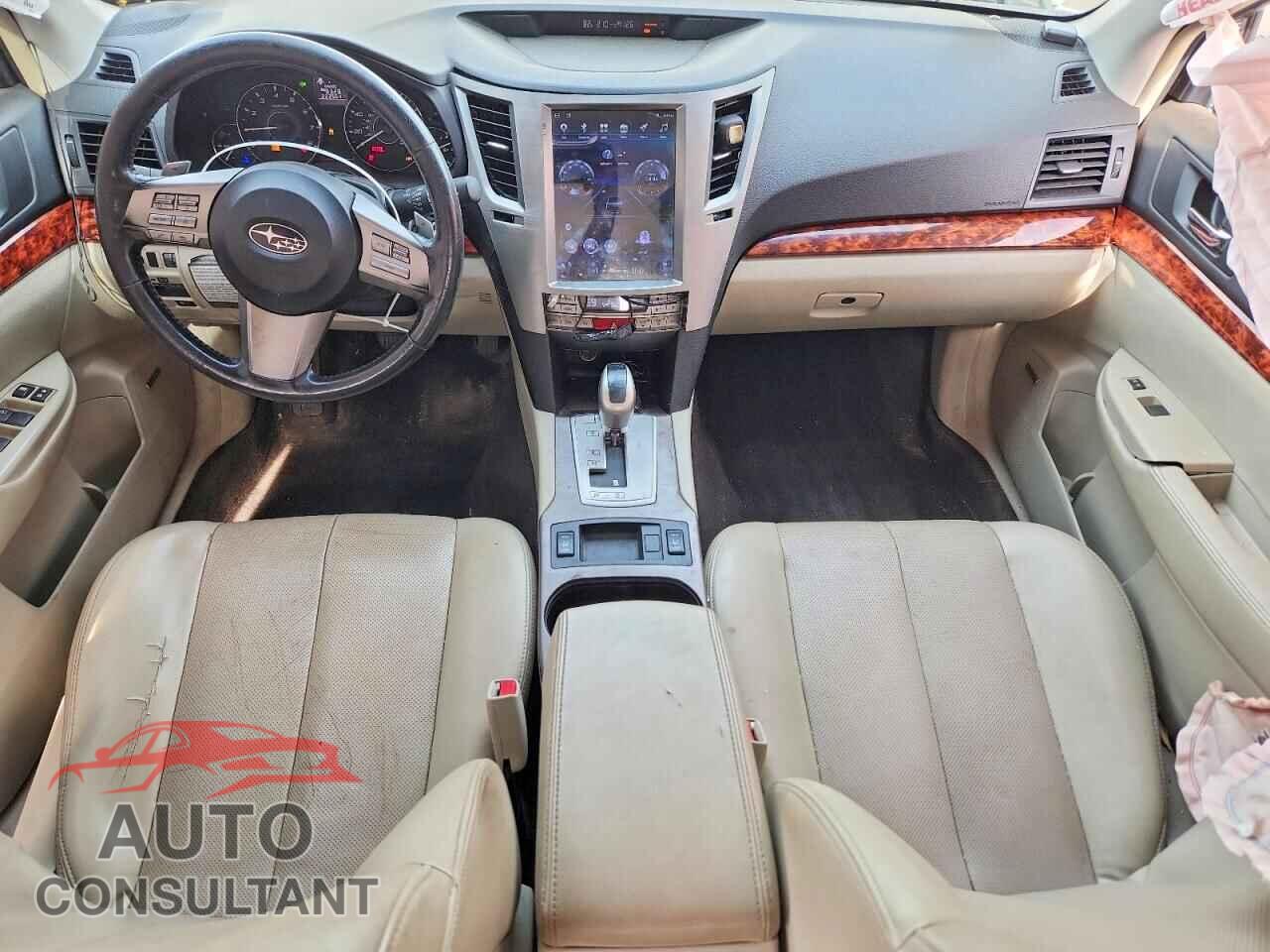 SUBARU OUTBACK 2011 - 4S4BRDKC4B2437290