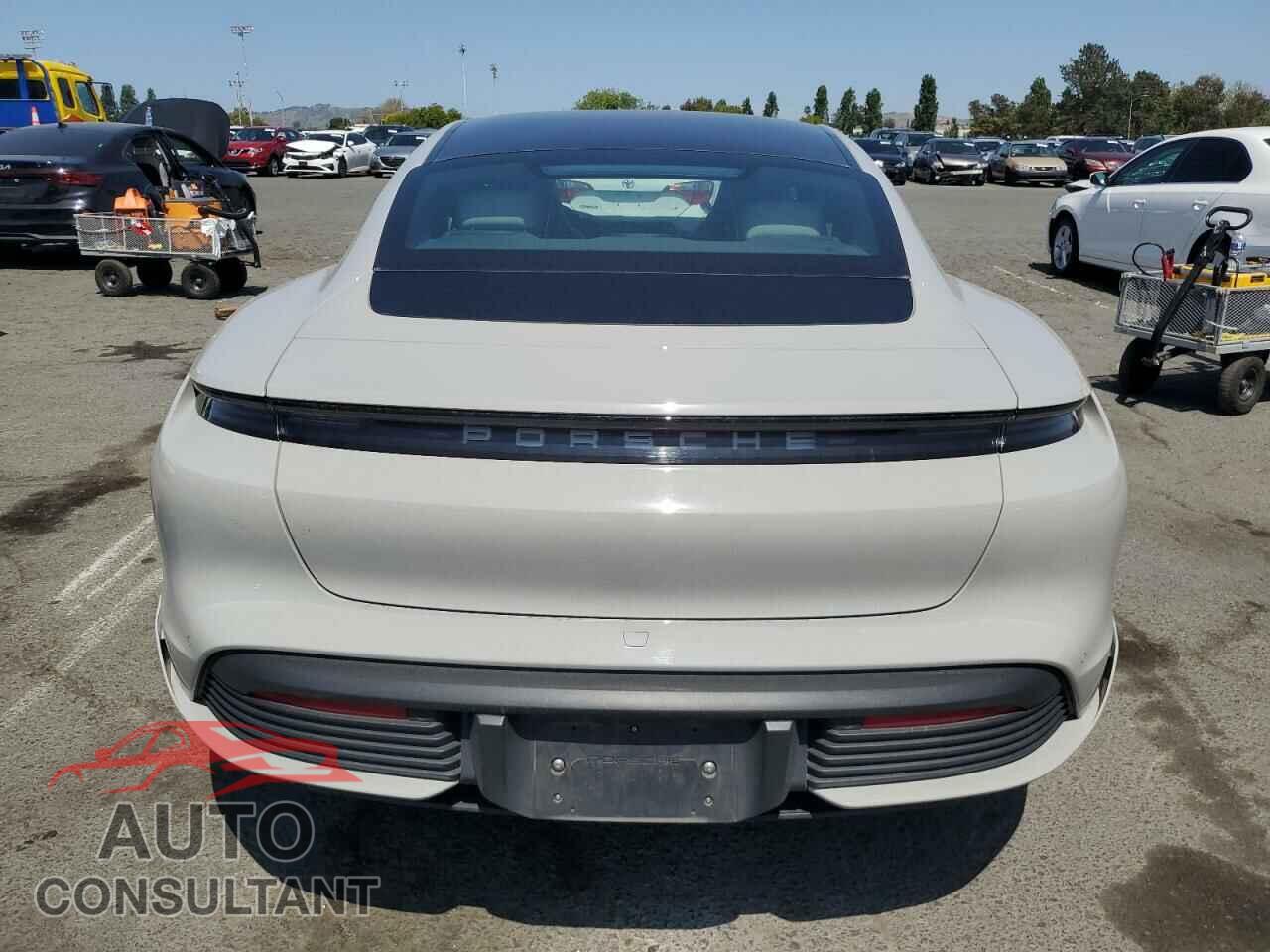 PORSCHE TAYCAN 2023 - WP0AA2Y16PSA13332