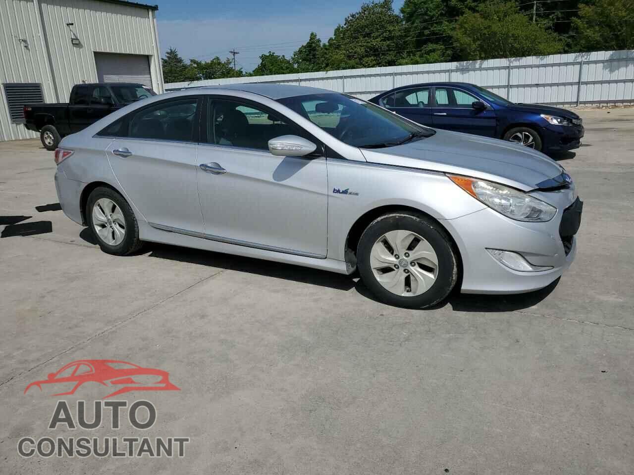 HYUNDAI SONATA 2015 - KMHEC4A43FA119066