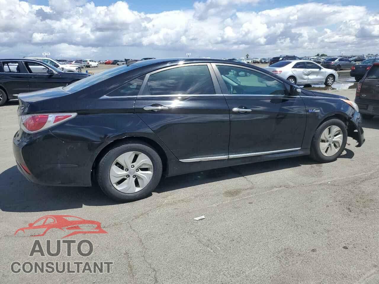 HYUNDAI SONATA 2014 - KMHEC4A47EA113253
