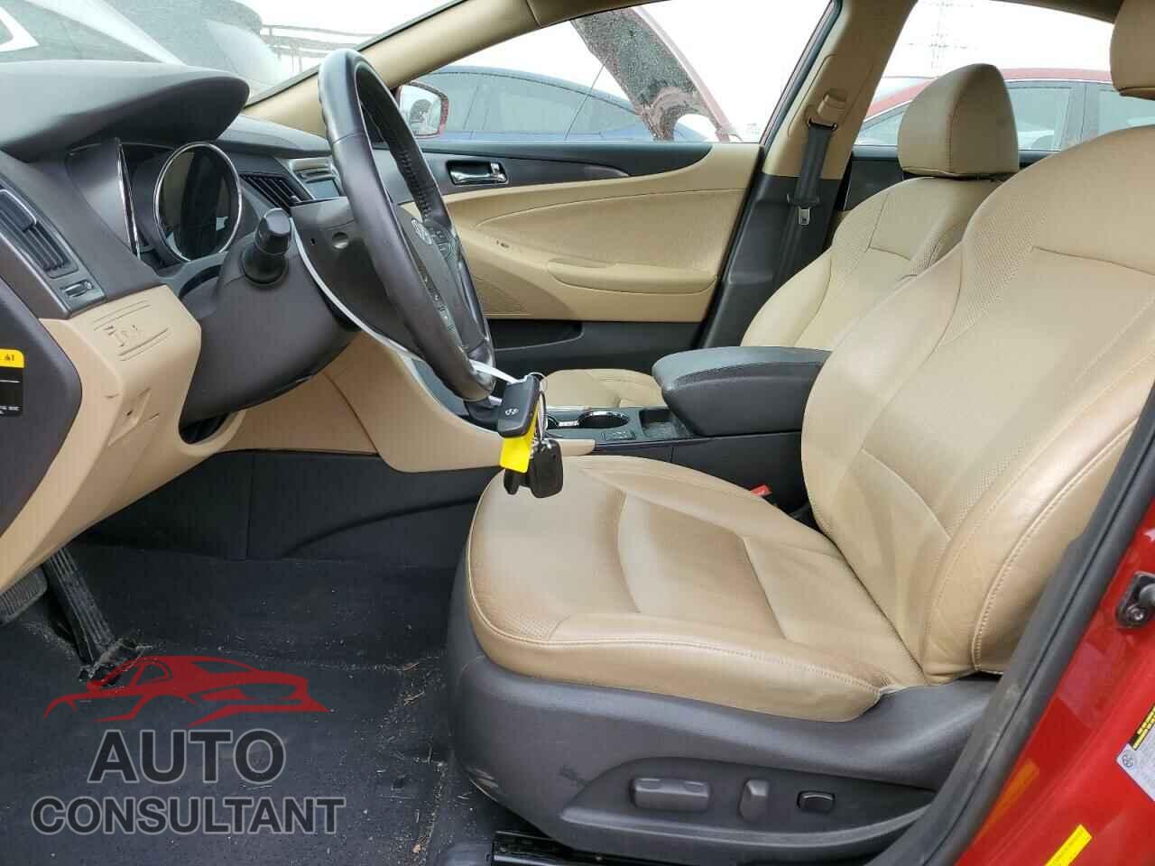 HYUNDAI SONATA 2015 - KMHEC4A45FA128528