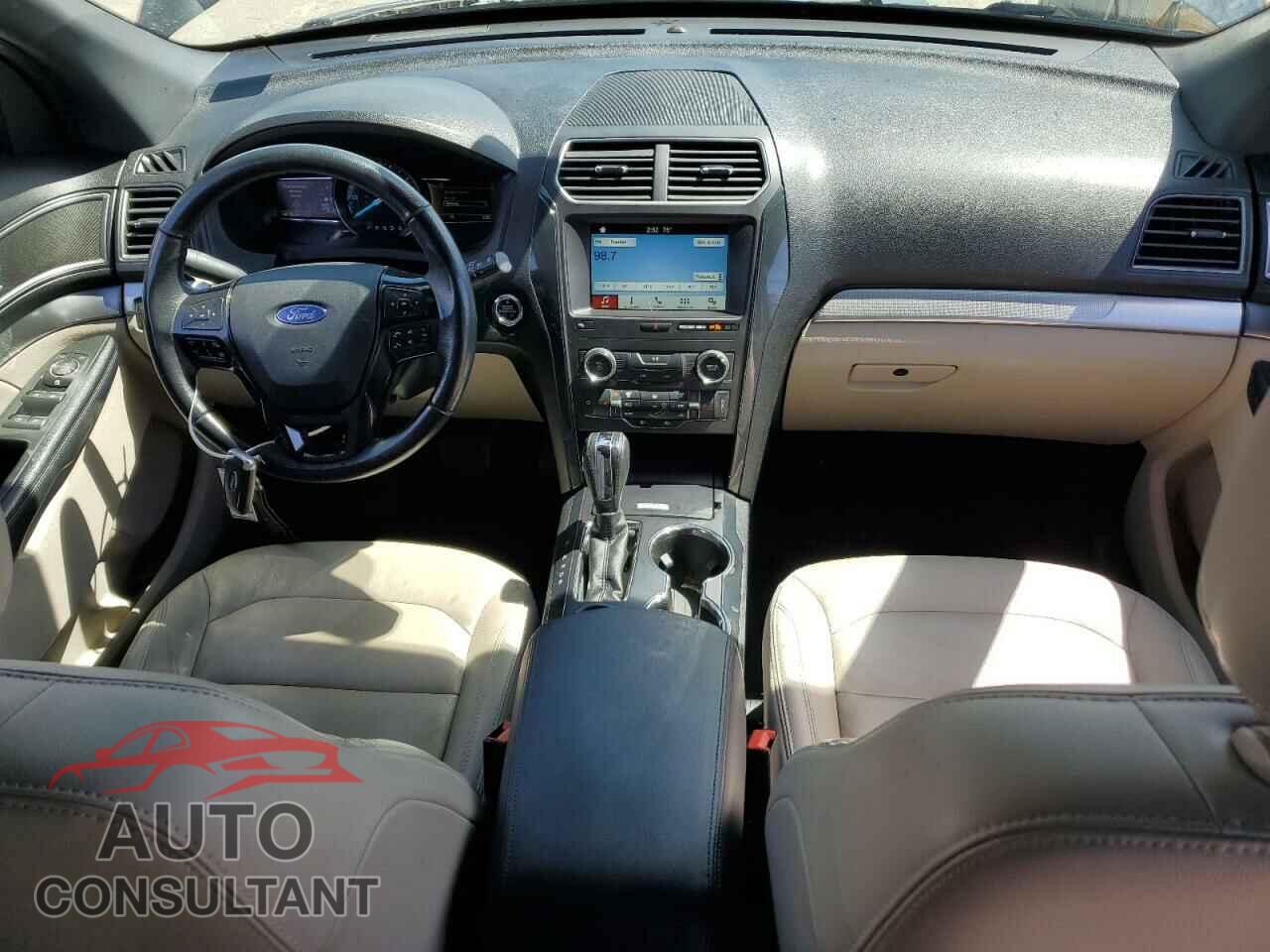 FORD EXPLORER 2018 - 1FM5K7D87JGB60129