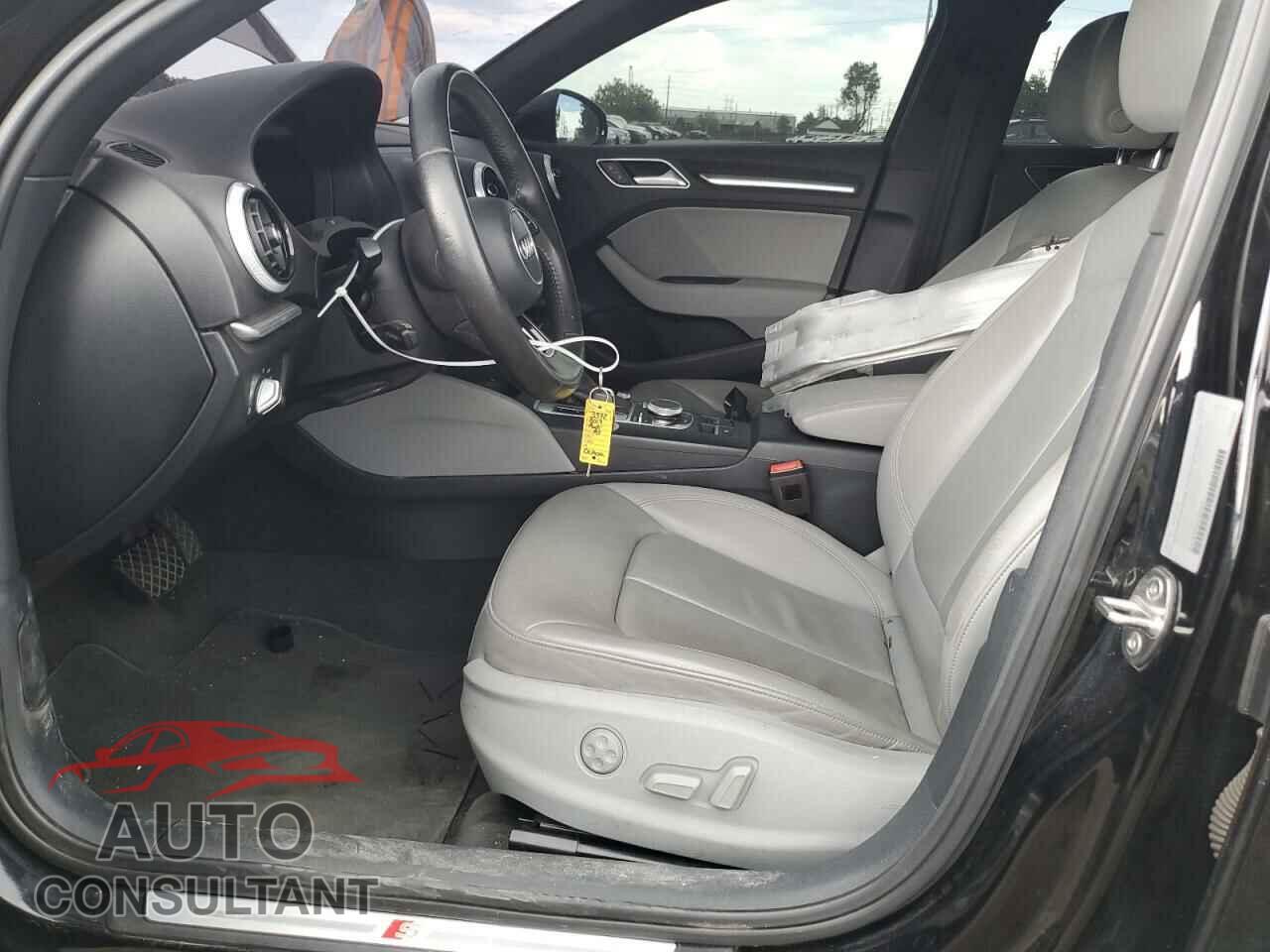 AUDI A3 2017 - WAUGUGFF9H1069408